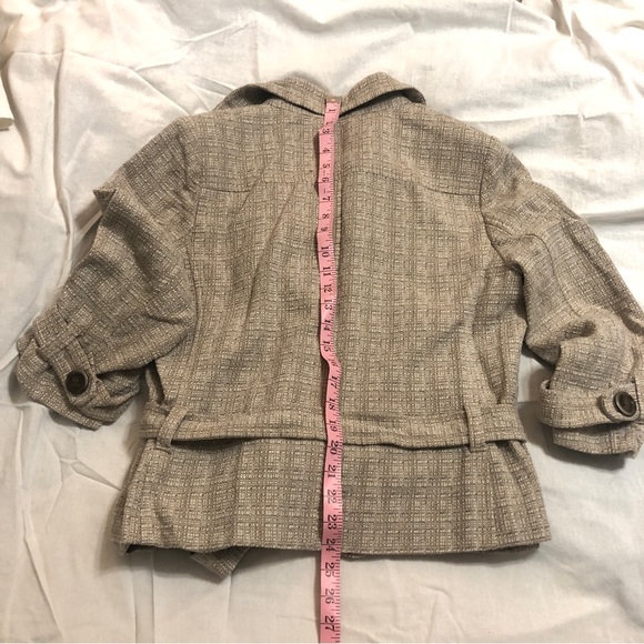 tan tweed Blazer Jacket with belt by Allegory - Picture 4 of 10